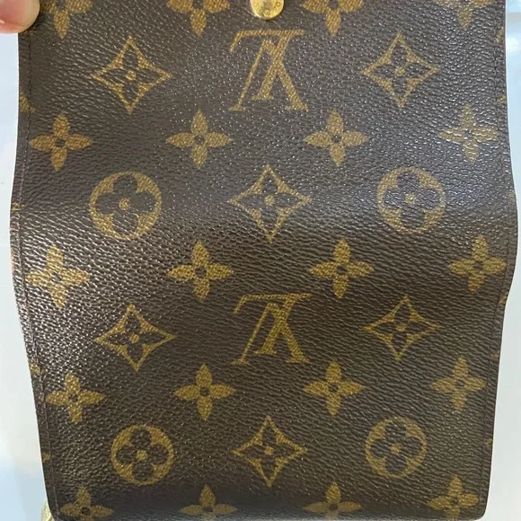 Louis Vuitton Monogram Canvas Porte - Monnaie Tresor Wallet - Picture 10 of 11